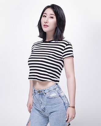 自拍艹比视频舞蹈表演部部主任